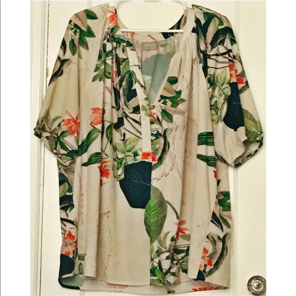 Perfect Summer Short Sleeve Work Top